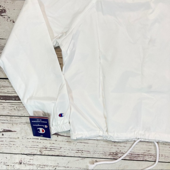 Champion white cropped full zip jacket NWT - Picture 9 of 9